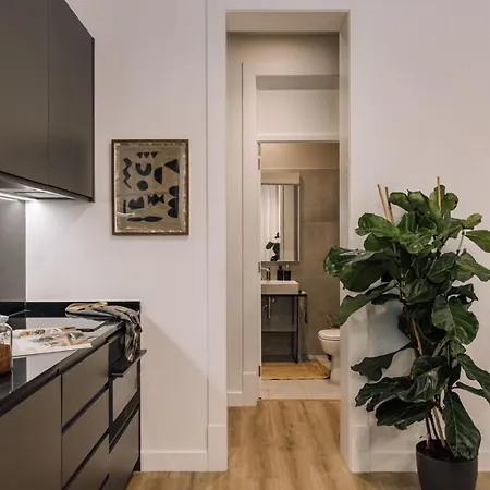 Inski - And Terrace In Avenidas Novas *